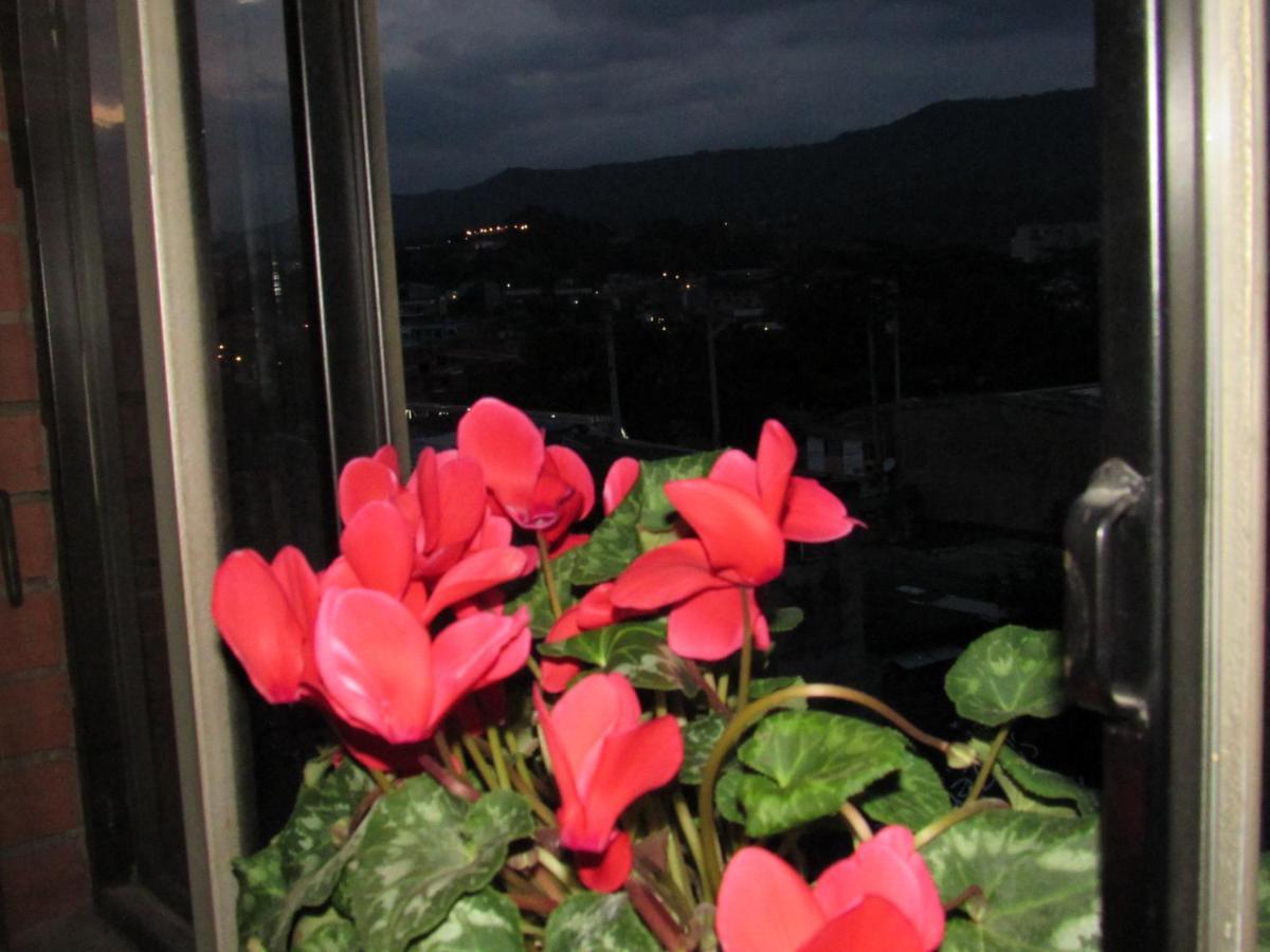 Hotel Ciudad Dulce Moniquira Bagian luar foto
