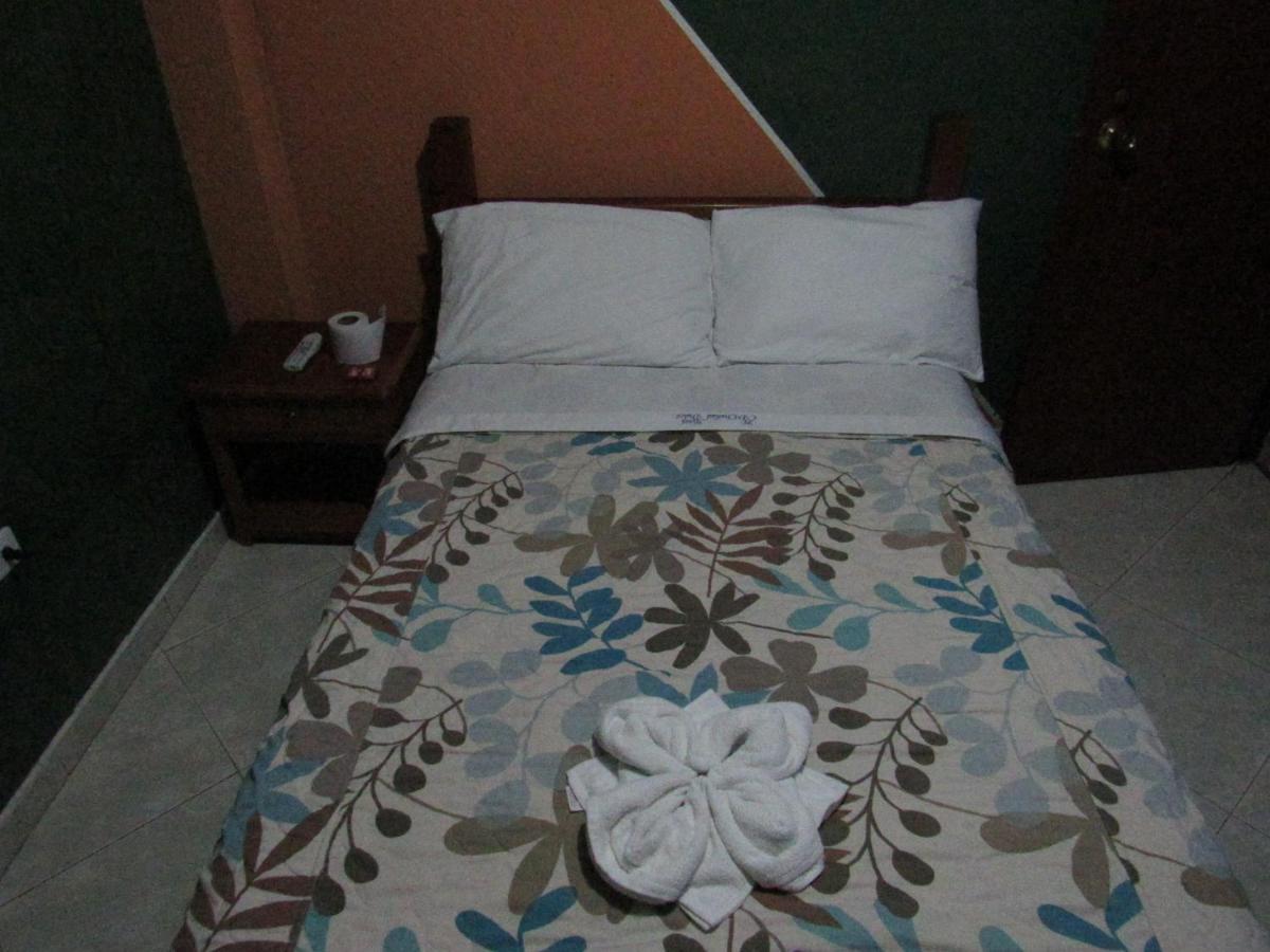 Hotel Ciudad Dulce Moniquira Bagian luar foto