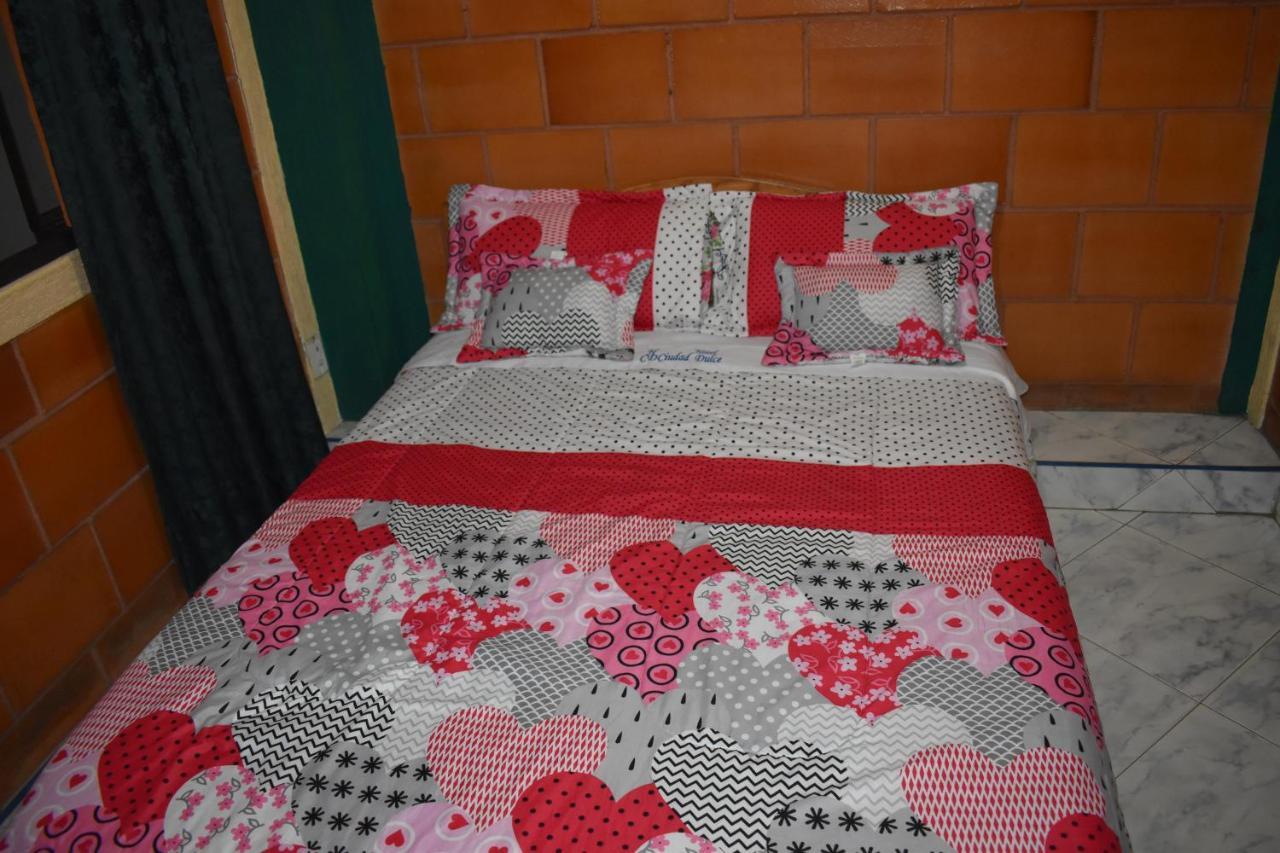 Hotel Ciudad Dulce Moniquira Bagian luar foto