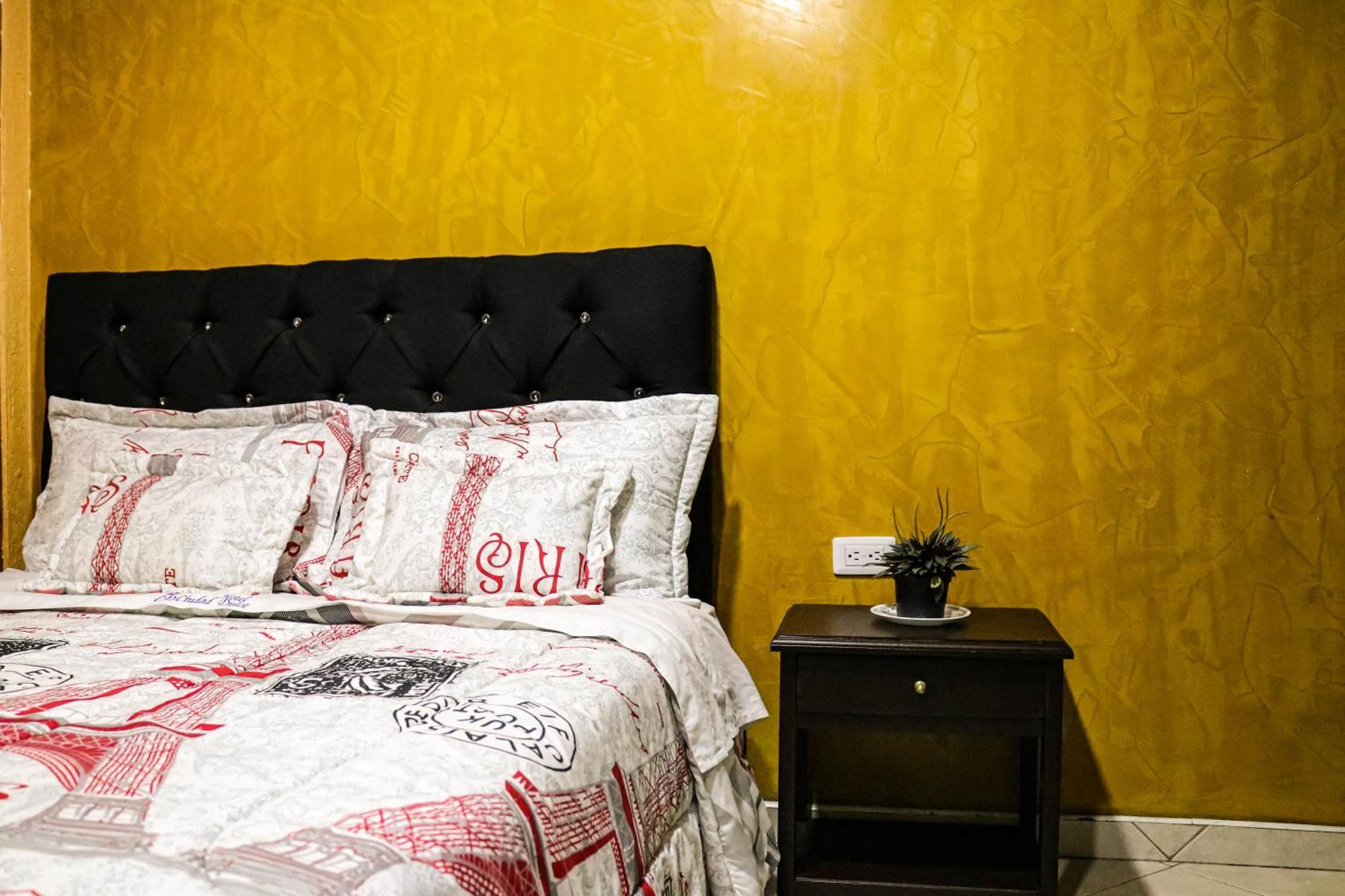 Hotel Ciudad Dulce Moniquira Bagian luar foto